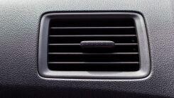 An car dashboard air vent